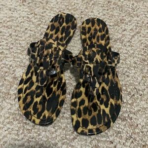 EUC Authentic Tory Burch Cheetah Millers
